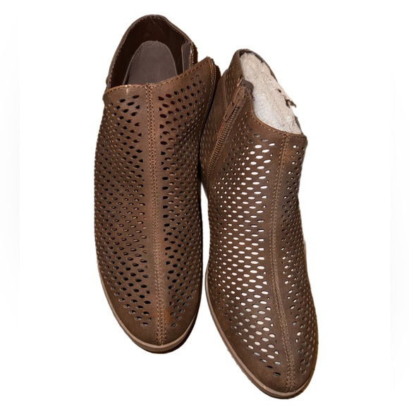 Brand new Soda Booties - Picture 2 of 3